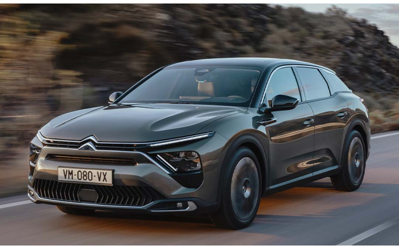 Citroen C5 X PHEV: O mașină ce îmbină stilul și performanța într-un design inovator